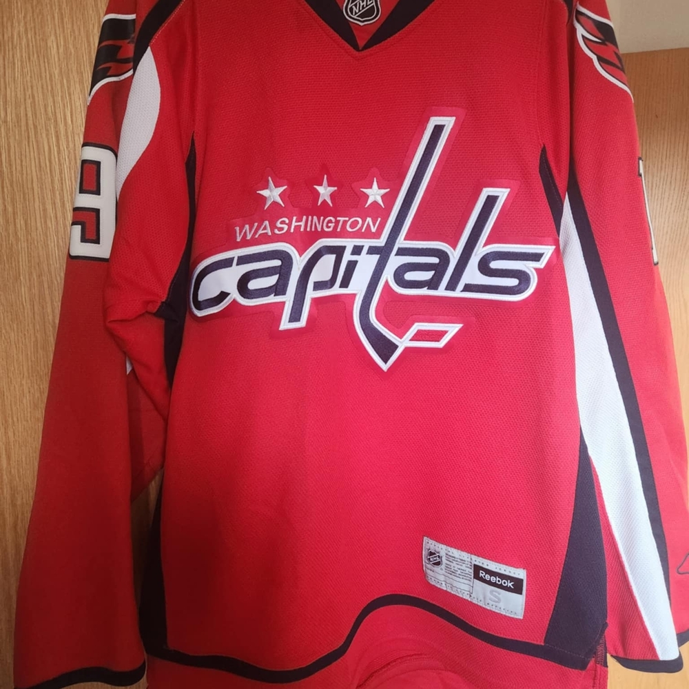 Reebok Washington Capitals Jersey #19